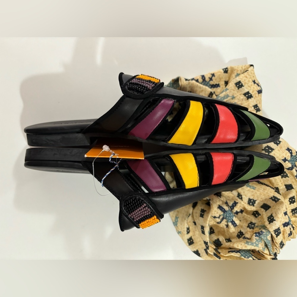 NWT FARM Rio Black Boho Rainbow Beaded Mules 7.5 - Picture 5 of 11
